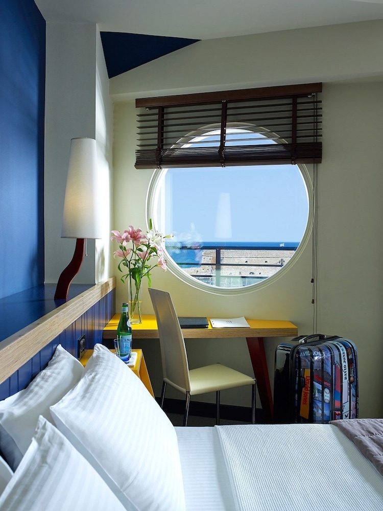Lato Boutique Hotel 18/40