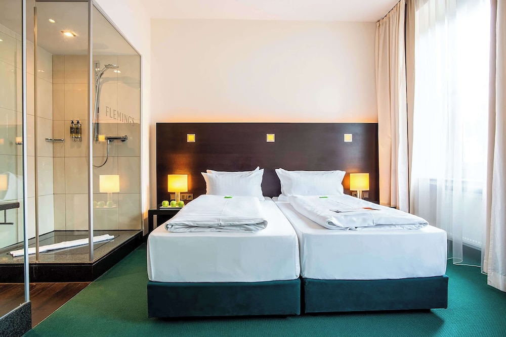 SUPERIOR, DOUBLE BED