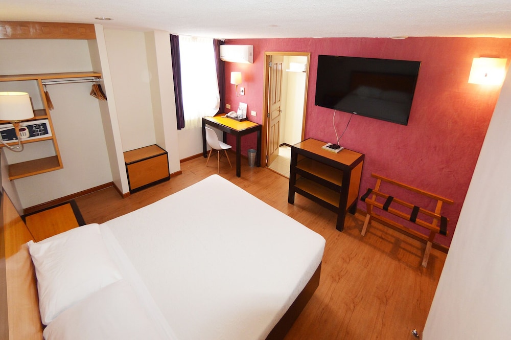 CENTRO 19 HOTEL 11/34