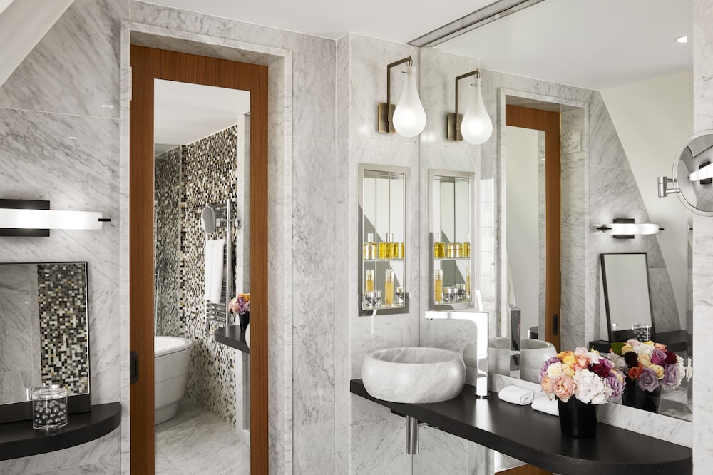 Hotel Montalembert 13/62