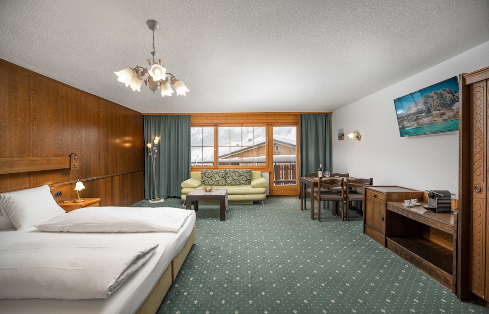 Grichting Hotel & Serviced Apartments 40/65