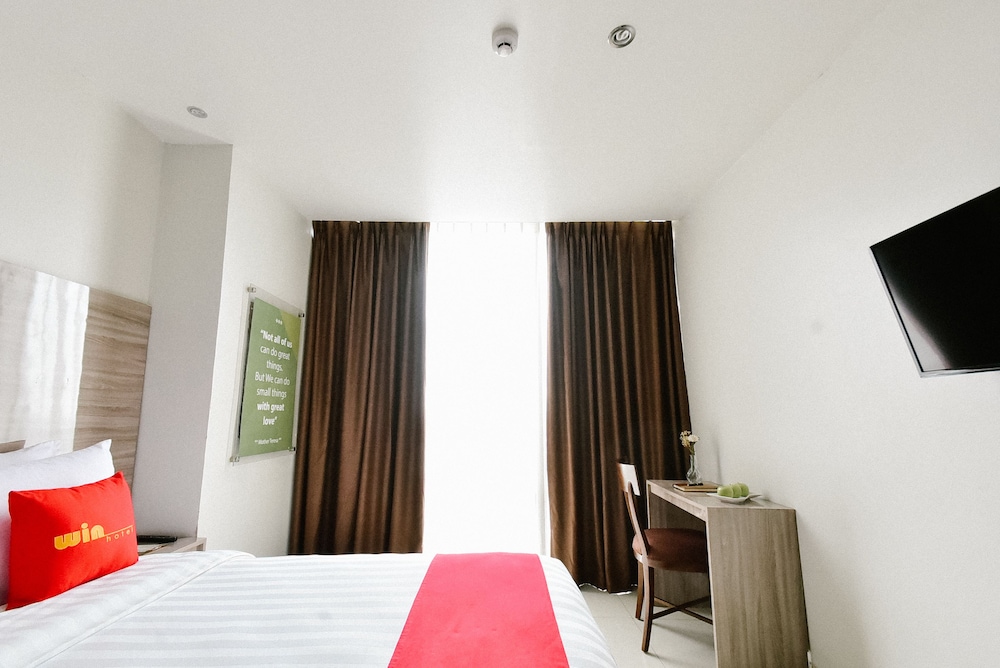 Win Grand Hotel 6/19