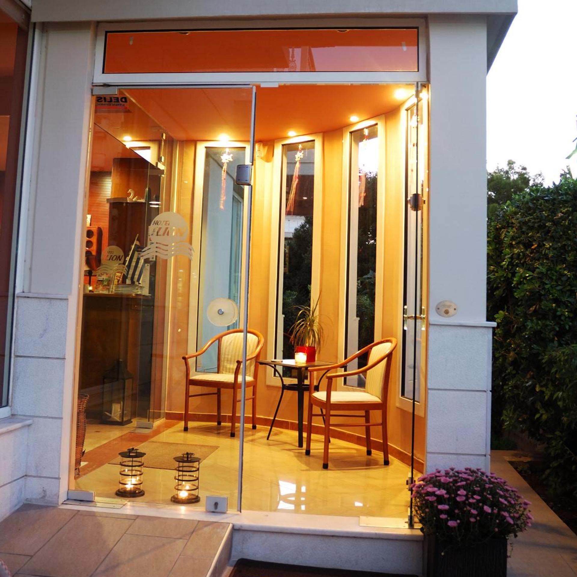 Ilion Hotel 47/48