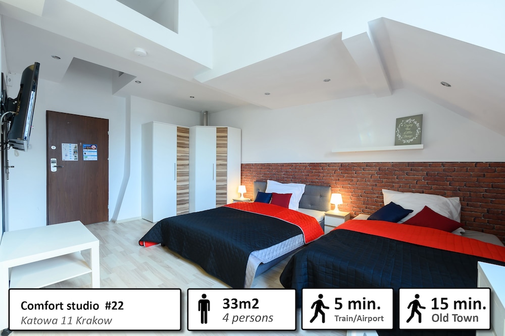 COMFORT, STUDIO, 2 QUEEN BEDS, CITY VIEW