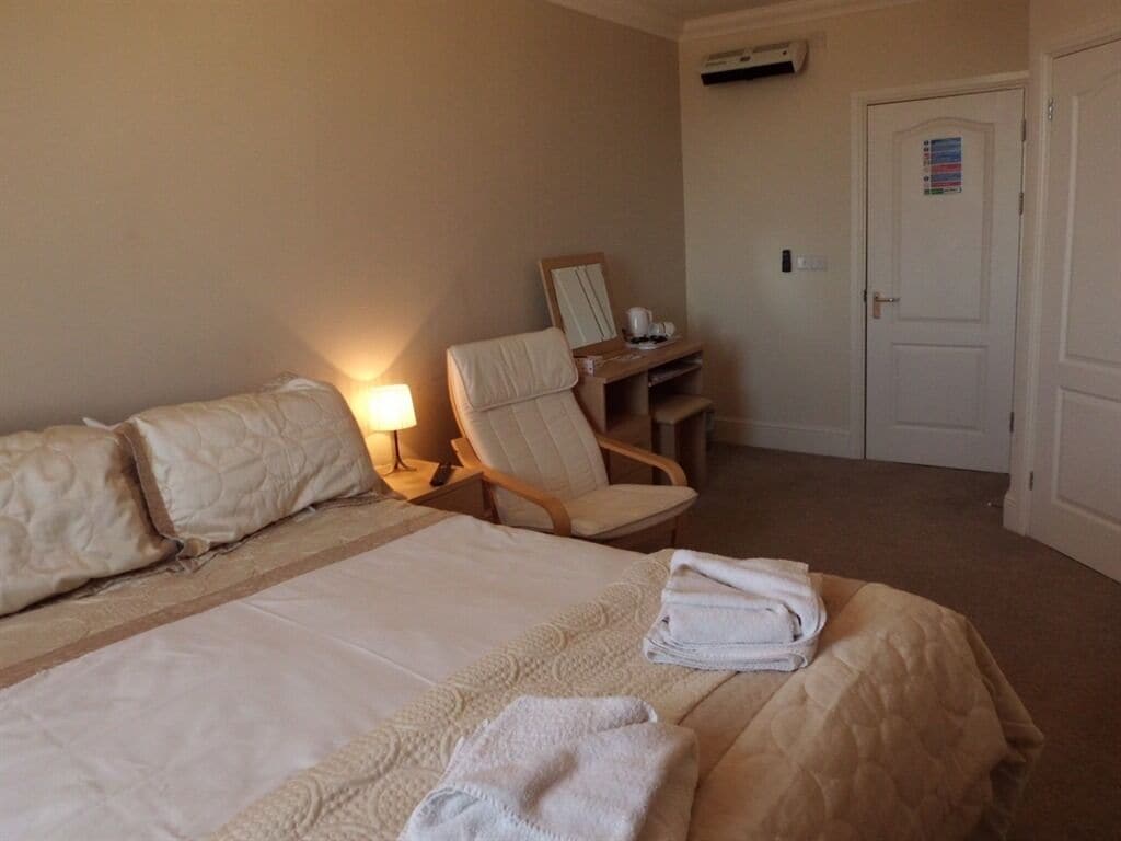Standard, Double Bed
