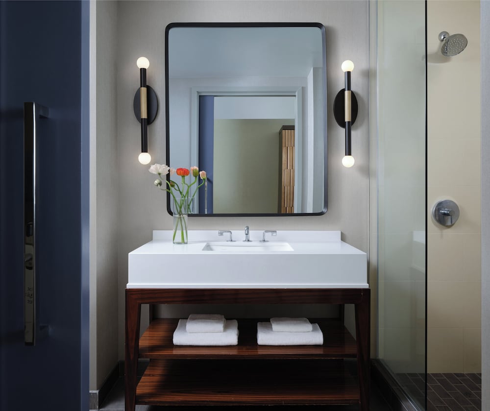 Essential, King Bed، Hotel Palomar Phoenix A Kimpton Hotel 6/7