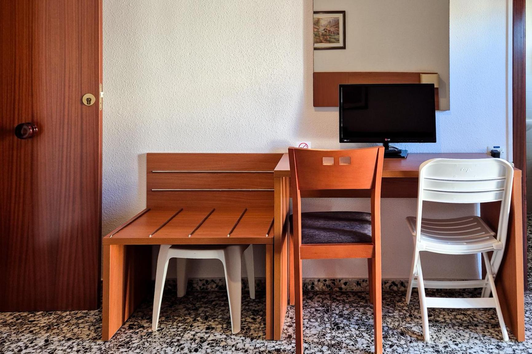 Hotel Jardin 45/58