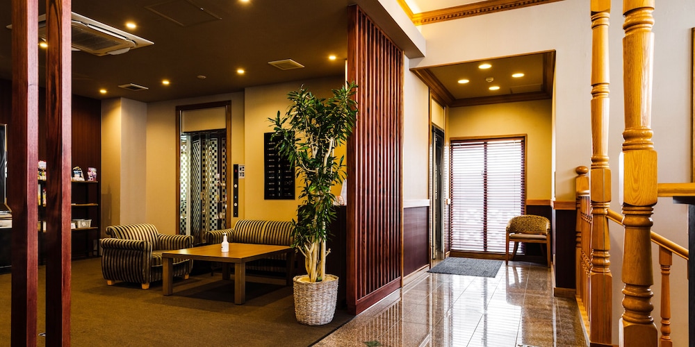 Hotel Azat Naha 3/69
