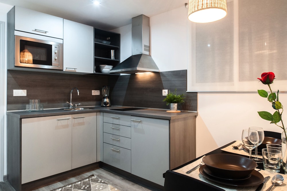 Mercedes Heritage Barcelona Apartments photo4