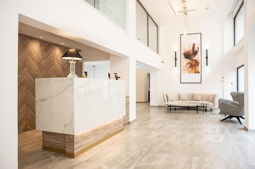 Roseum Boutique Hotel 7/50