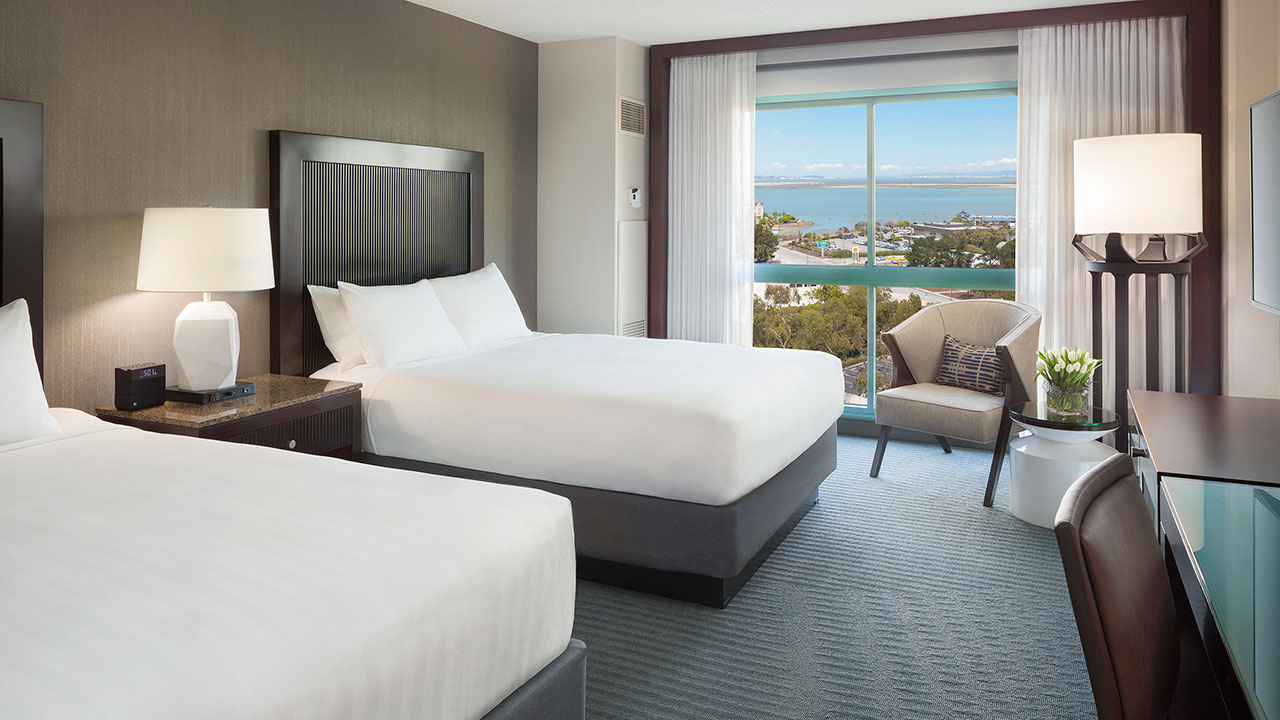 غرفة بسريرين كوين