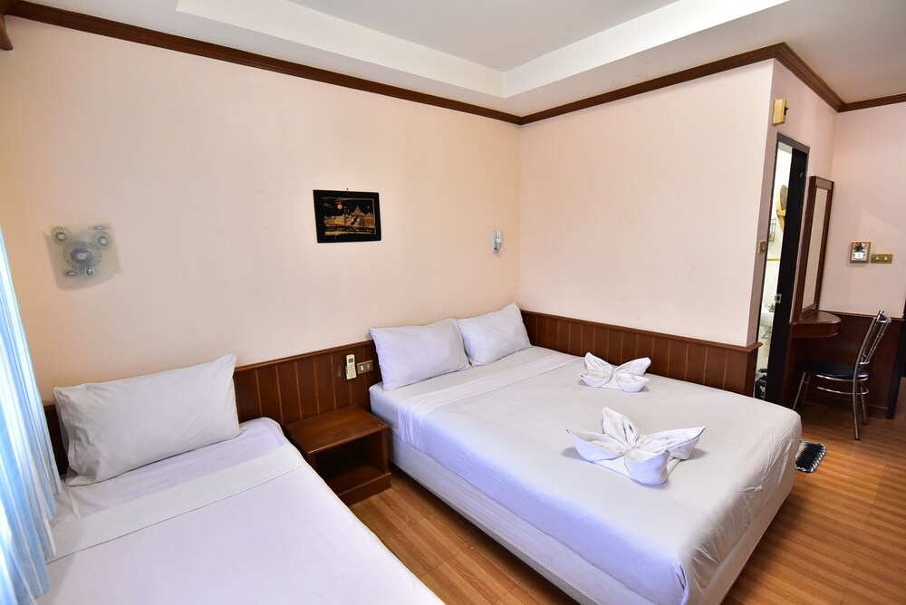 Krabi Grand Hotel 16/48