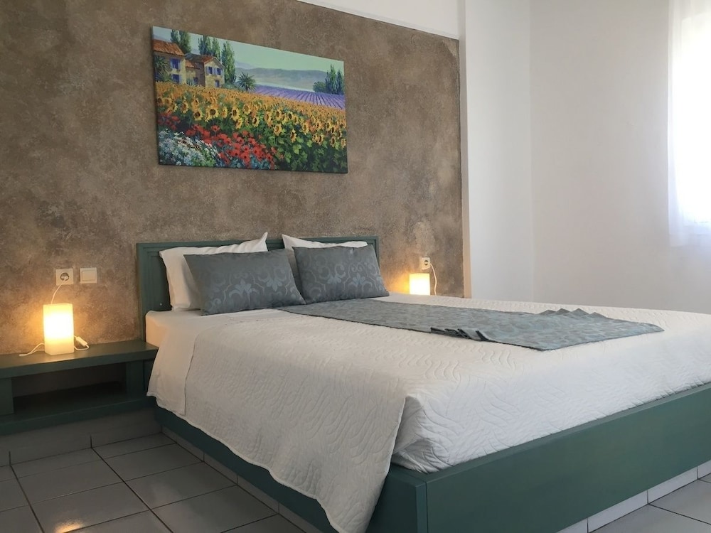 Evdokia Suites 14/58