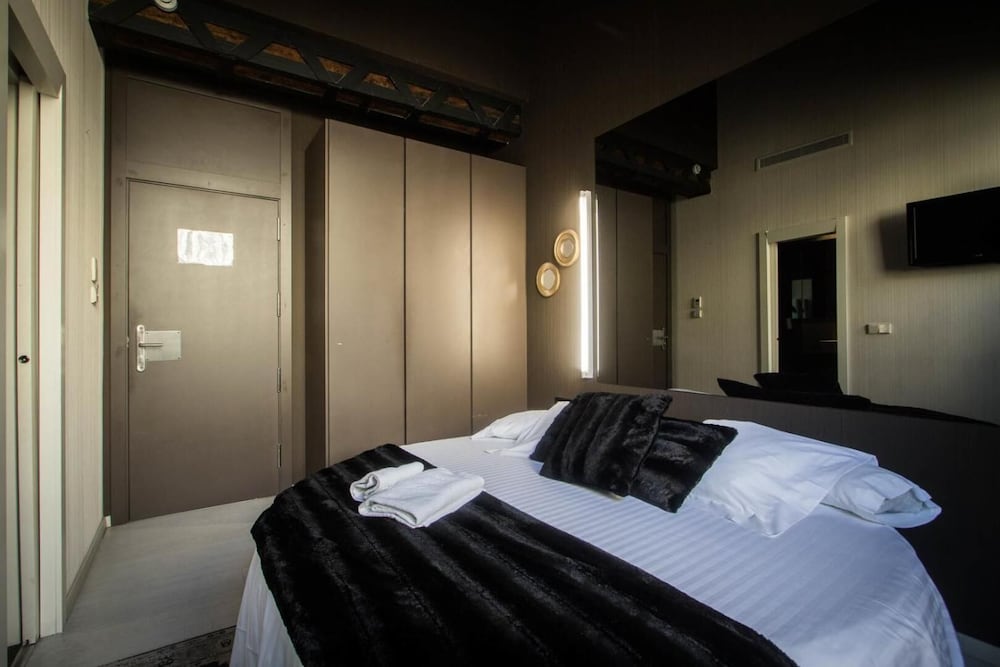 Cosy Rooms Embajador 10/72
