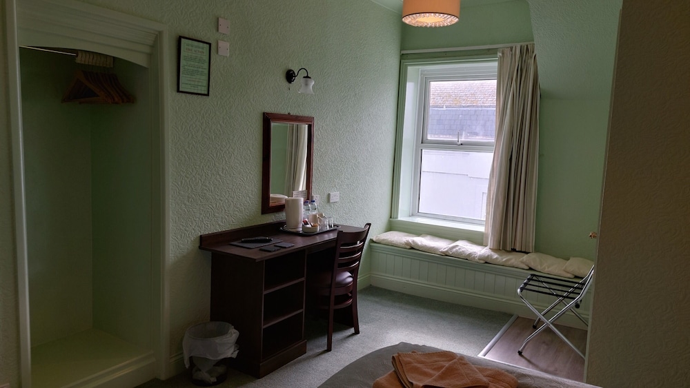 The Southcliff 34/34