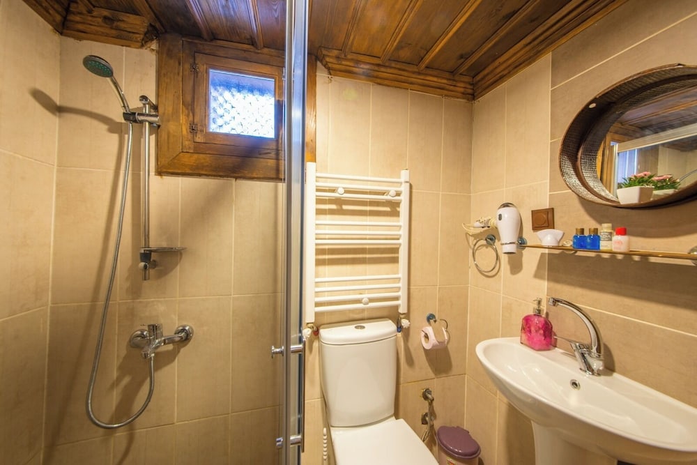 Hanedan Konak Otel 42/47