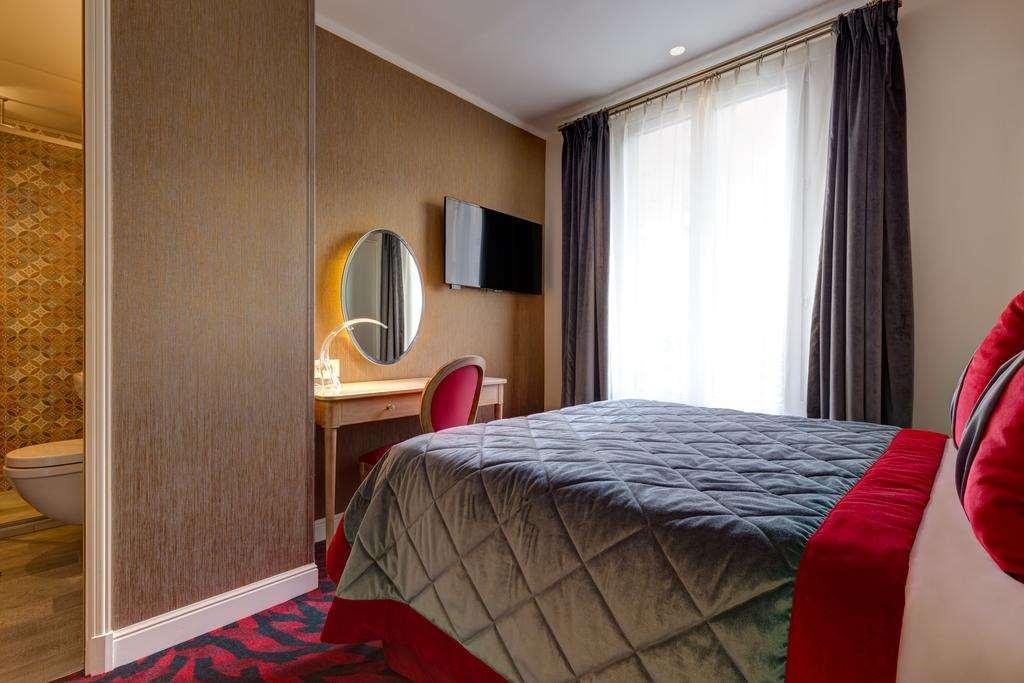 HOTEL MUGUET 26/50