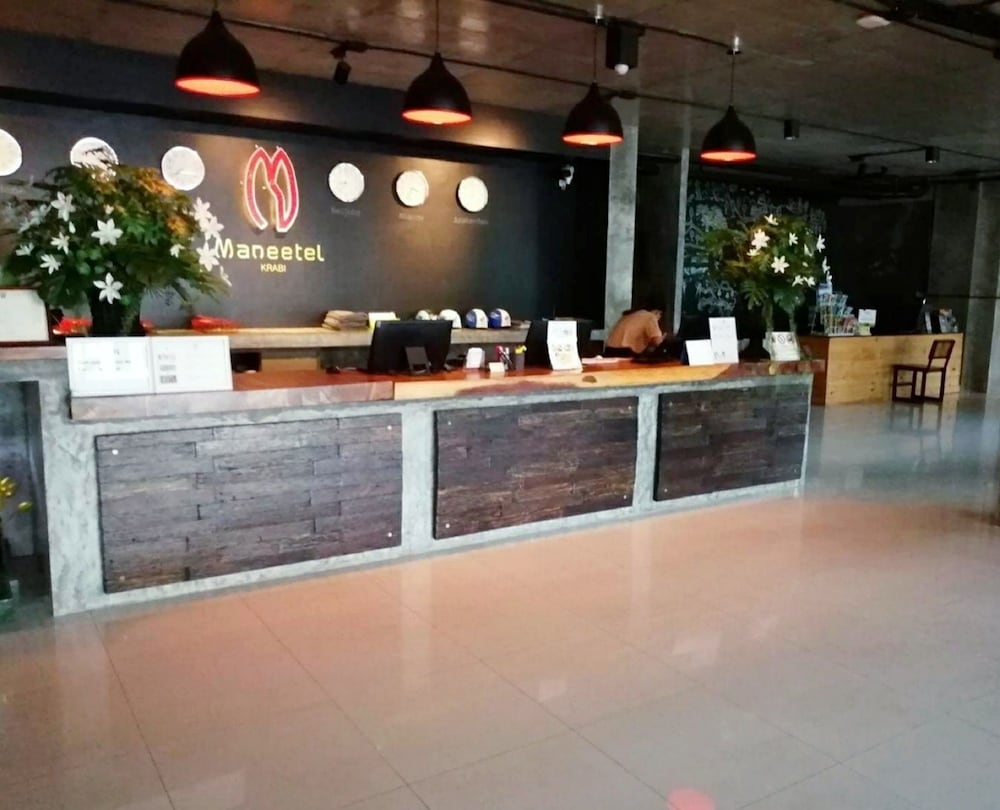 Maneetel Krabi Beachfront 5/50