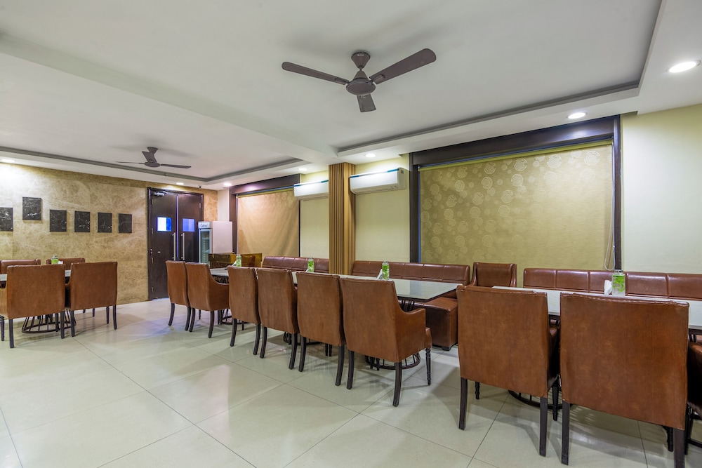 The Grand Orion - Kailash Colony 49/62