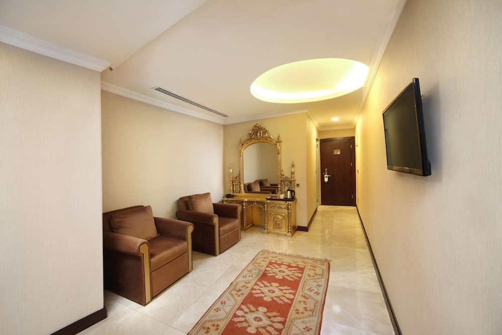 Great Fortune Hotel & SPA 56/70