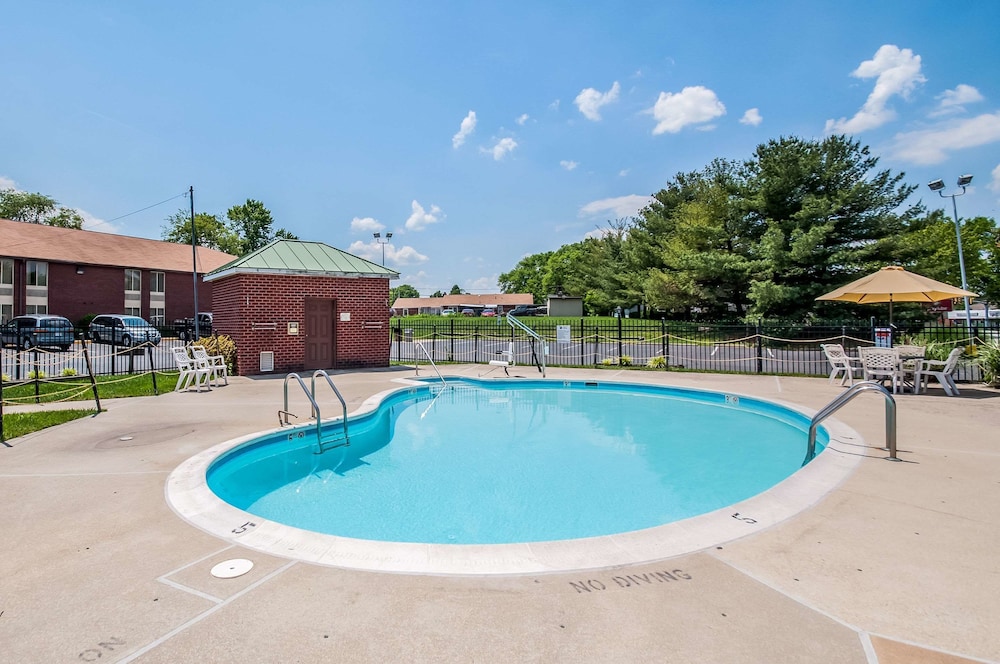 Quality Inn near Potomac Mills 1/39