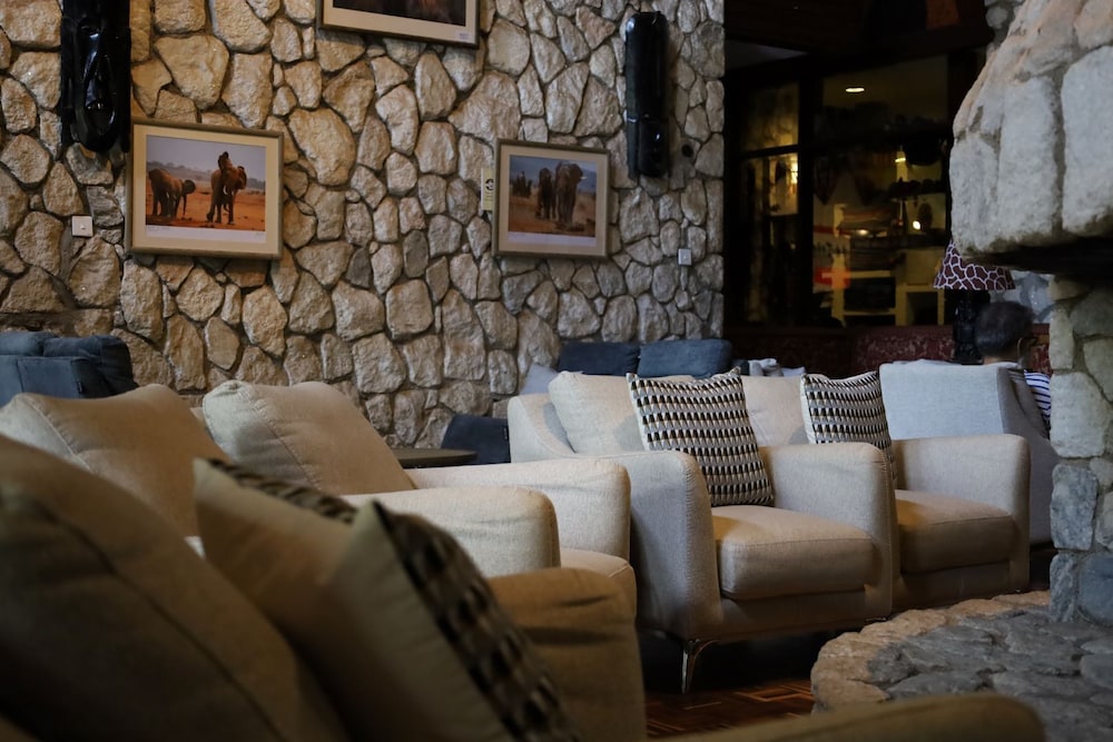 Taita Hills Safari Resort And Spa 34/63
