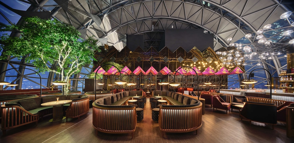 Intercontinental Chongqing Raffles City 64/70