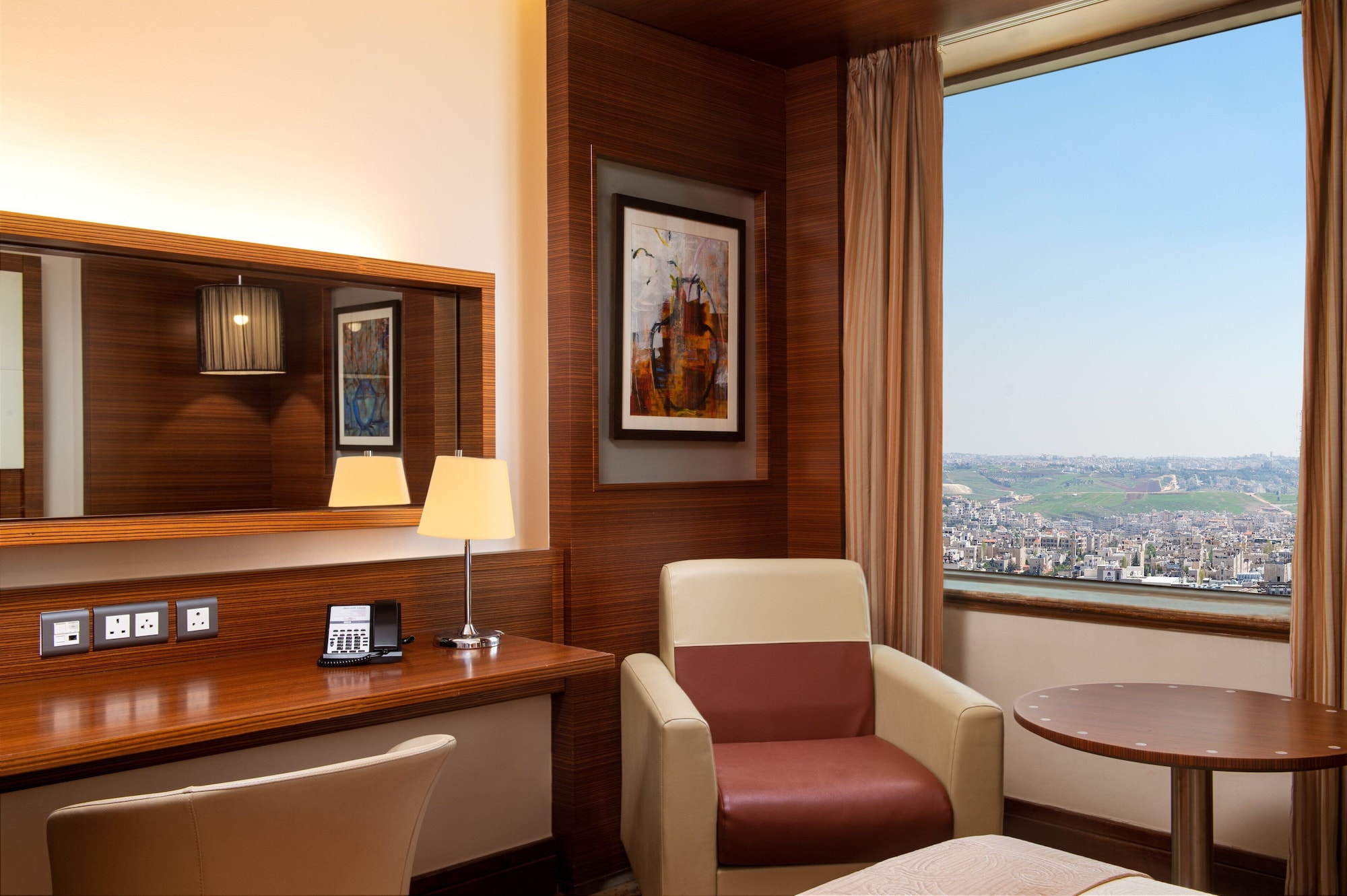 غرفة قياسية بسريرين منفصلين لذوي الإعاقة، Crowne Plaza Hotel Amman 8/8