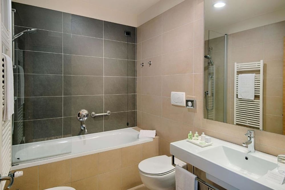 AC Hotel by Marriott Milan Sesto 16/63