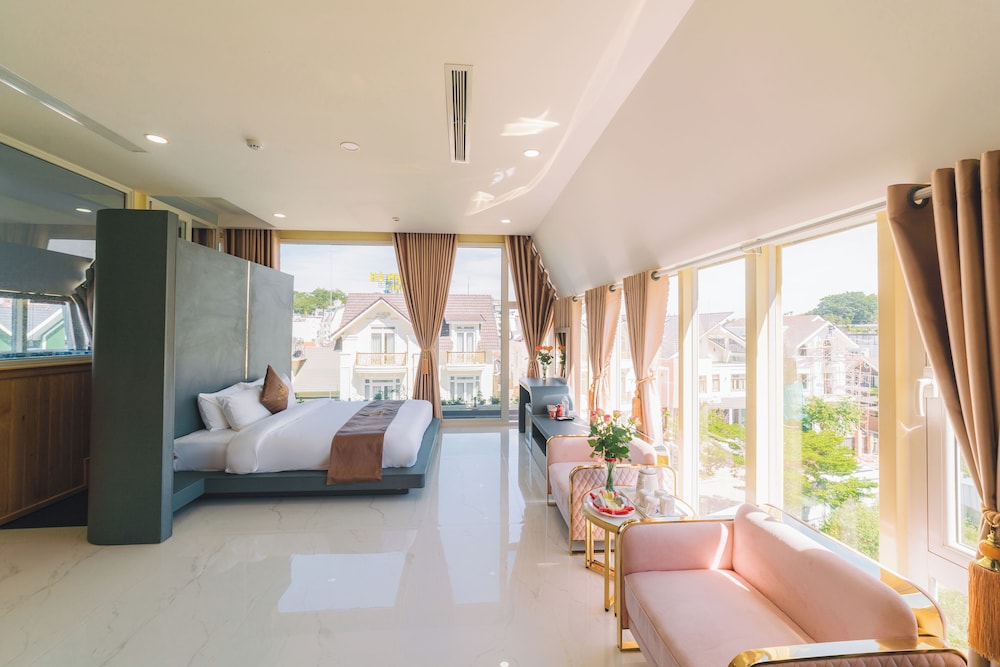 Quy Tai Premium Hotel 17/50