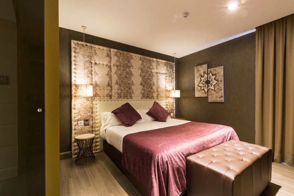 Sant Jordi Boutique Hotel 15/69