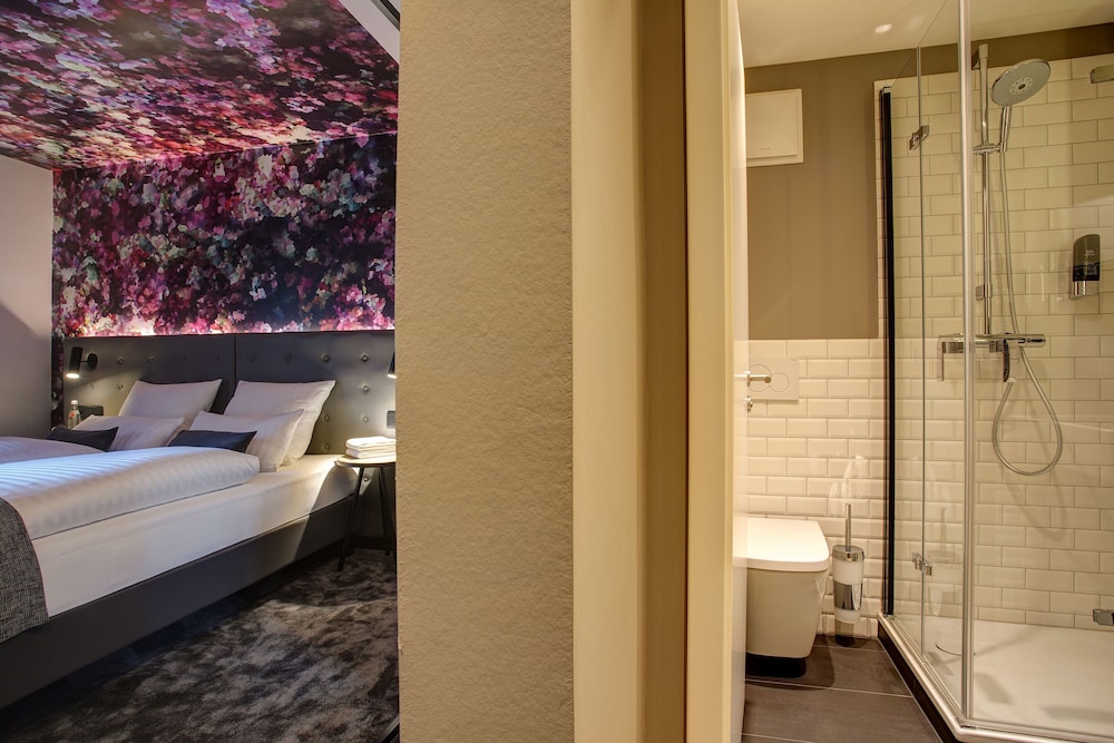 B&B HOTEL Hamburg-Hbf 44/49