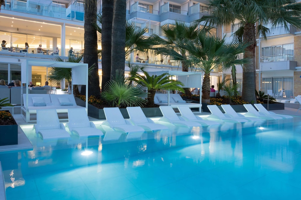 Reverence Mare Hotel Adults Only 47/50