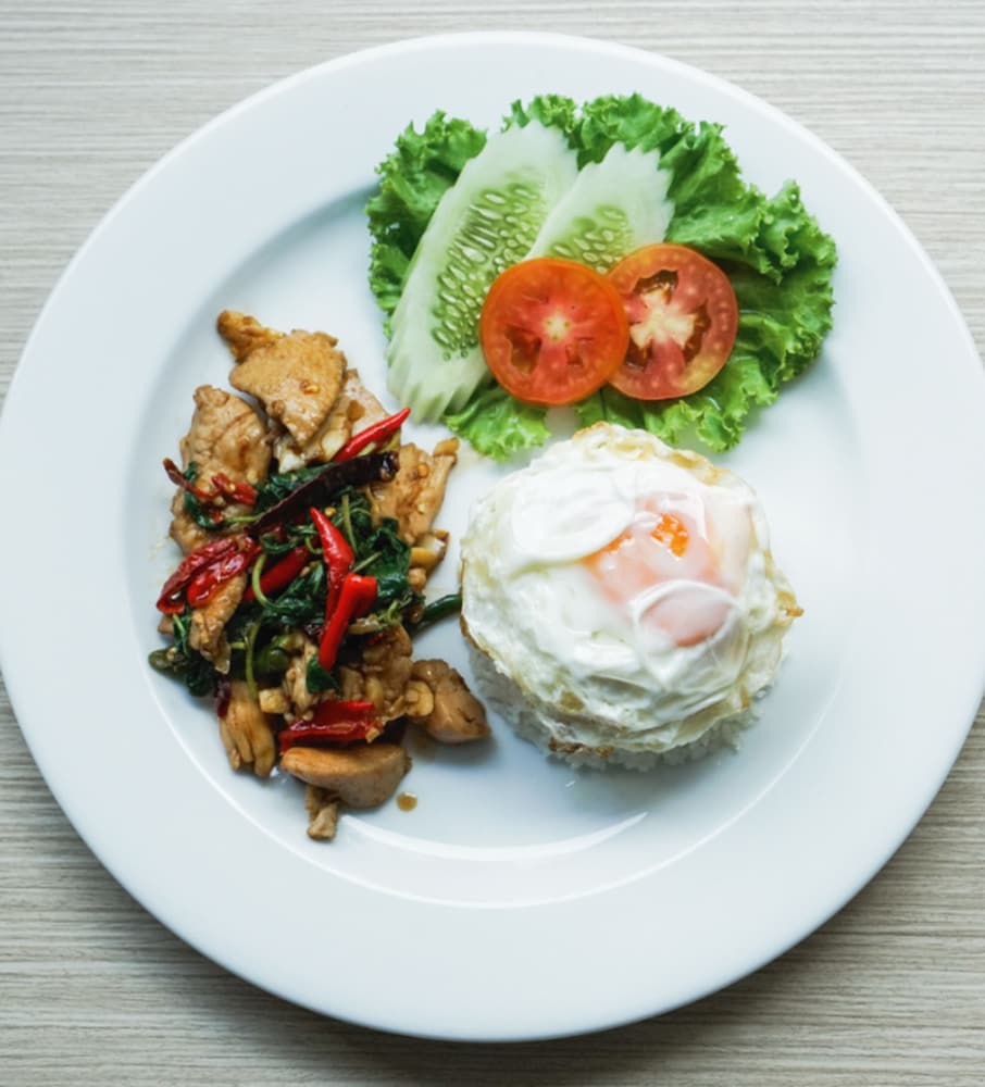 Three Sukhumvit Hotel Sha Plus Certified 43/70