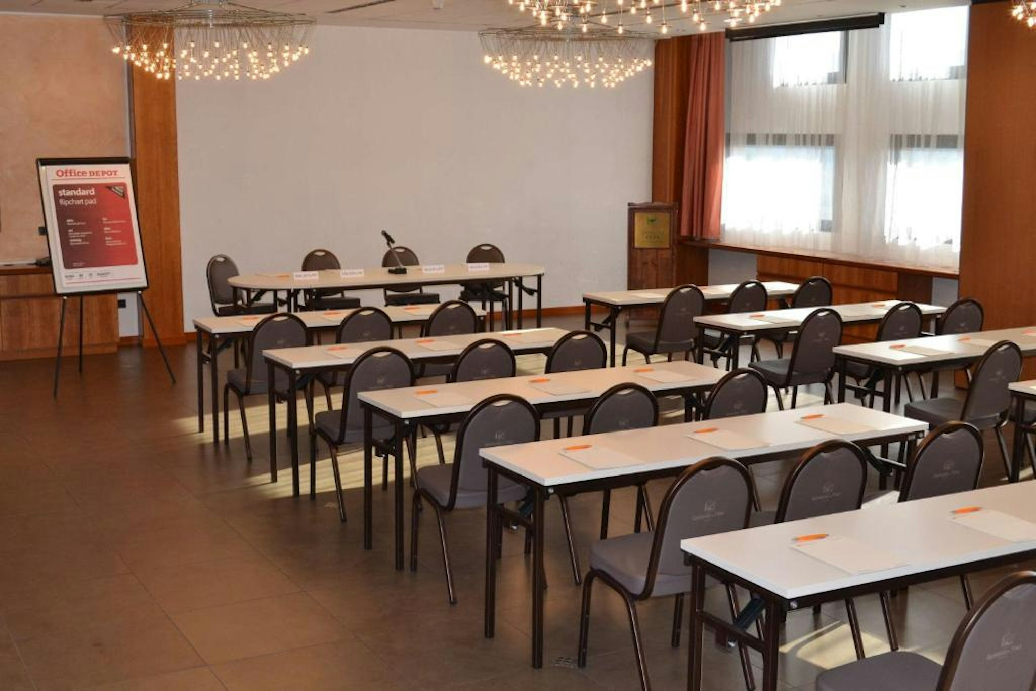 Hotel Leonardo da Vinci 49/55