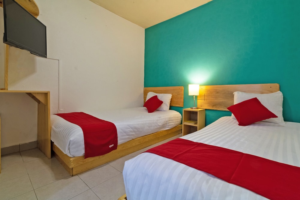 Hotel Dulce Luna 7/23