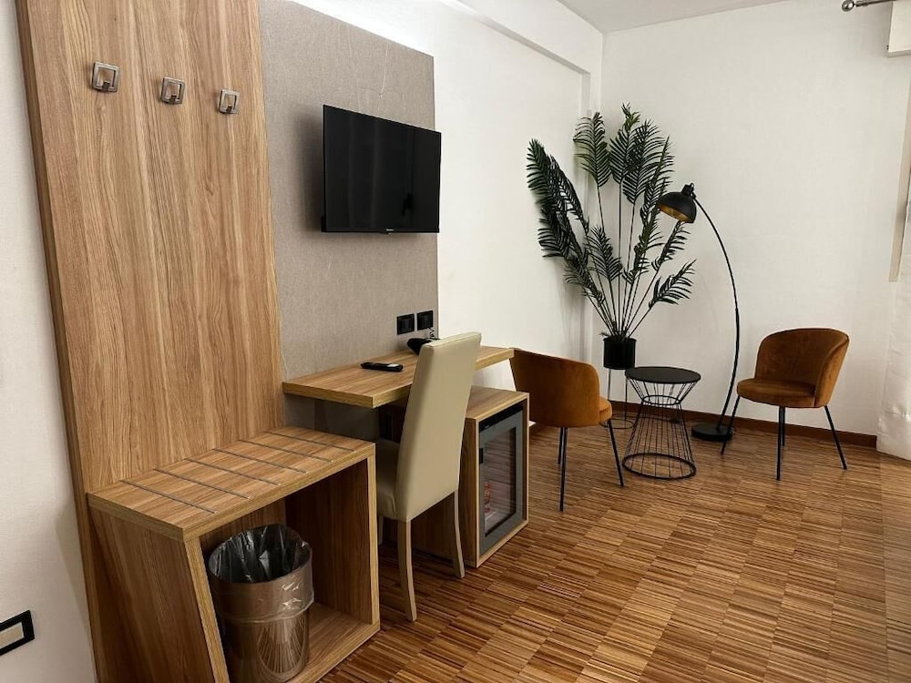 Bleis Hotel 41/50