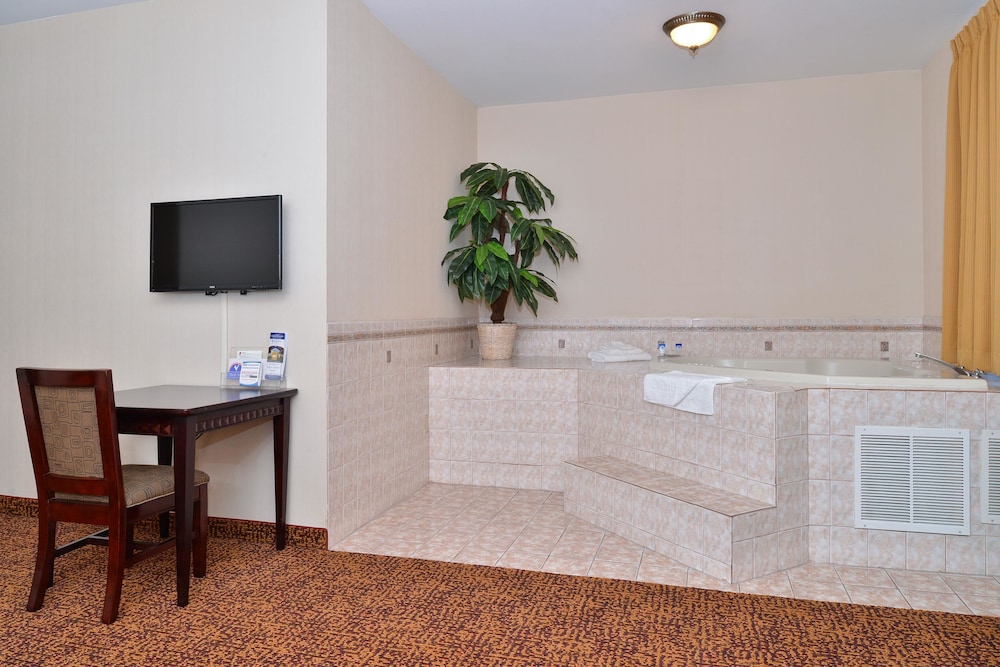 Americas Best Value Inn Westmorland 26/28