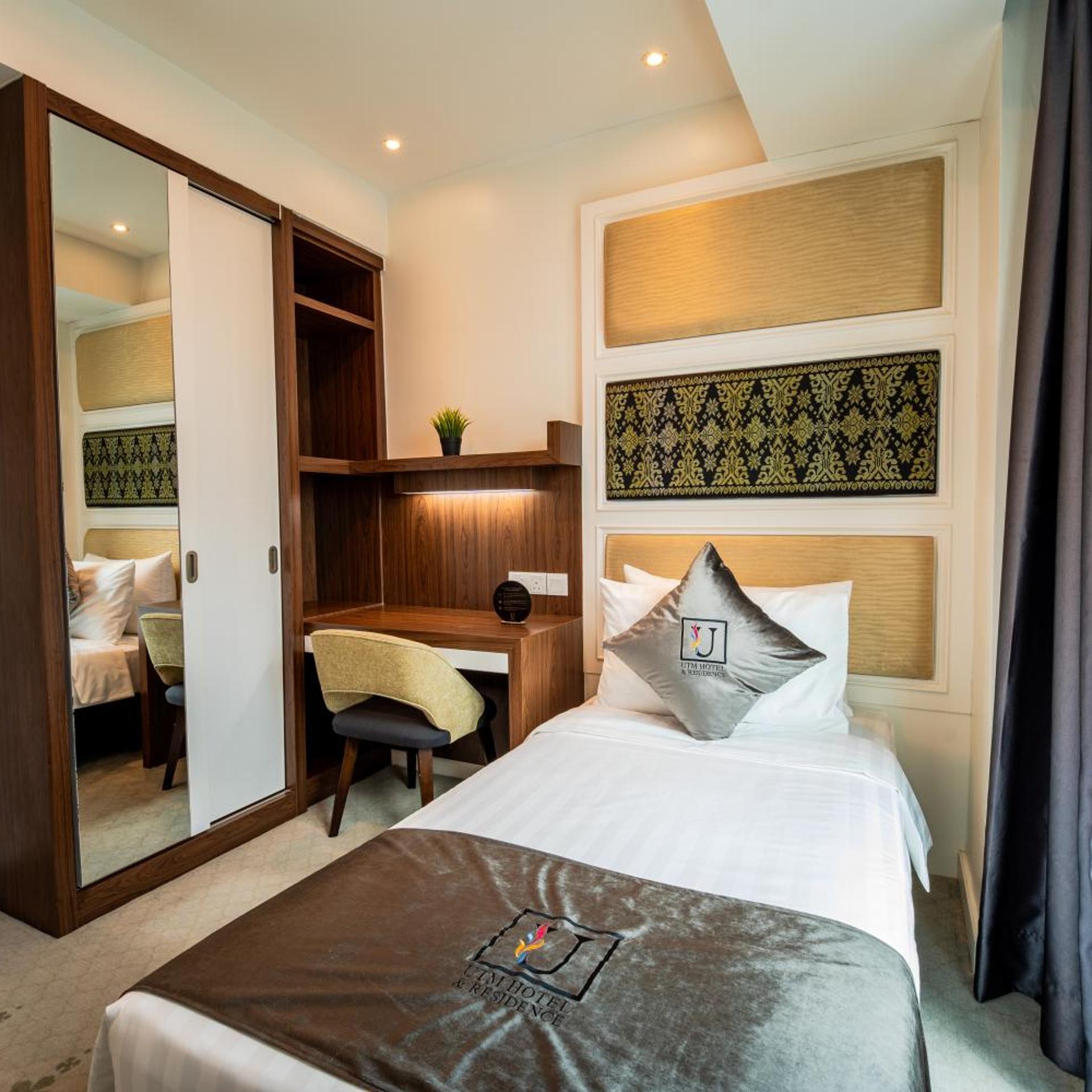 UTM Hotel & Residence 24/66