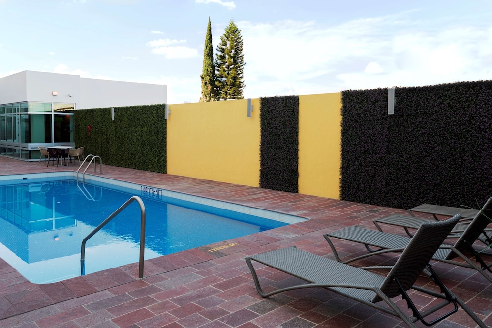 Hampton Inn By Hilton Leon Guanajuato 46/47