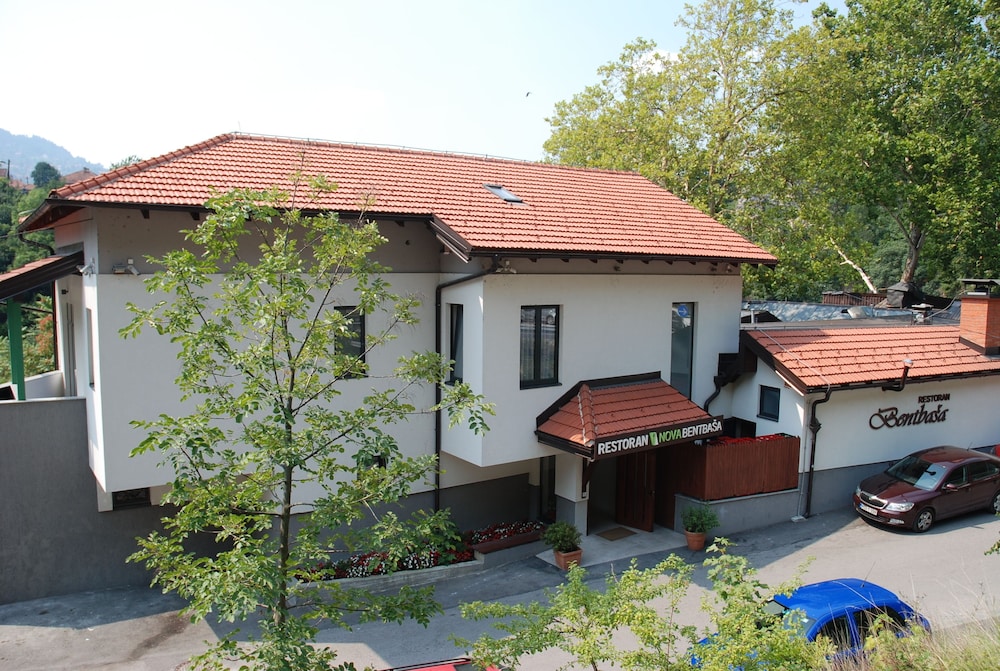 Hotel Nova Bentbasa 4/23