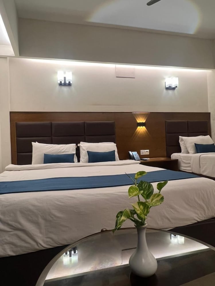 Hotel Kollol By J & Z Group 34/54