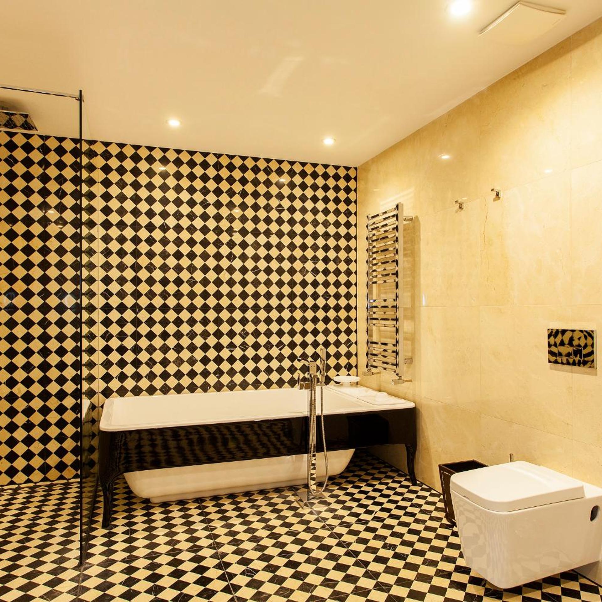 Family Suite, King Bed, Quentin Boutique Hotel 8/9