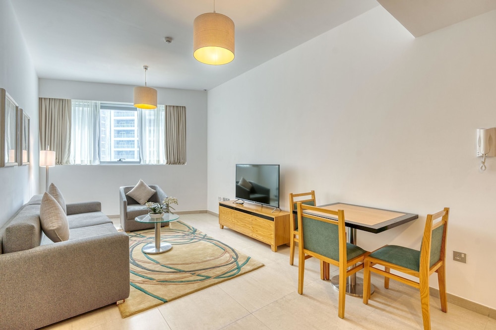 Grand Heights Hotel Apartments 30/50