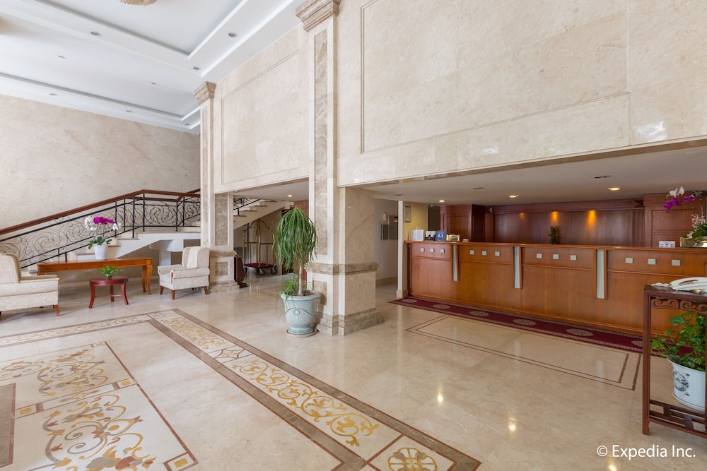 First Hotel 8/71