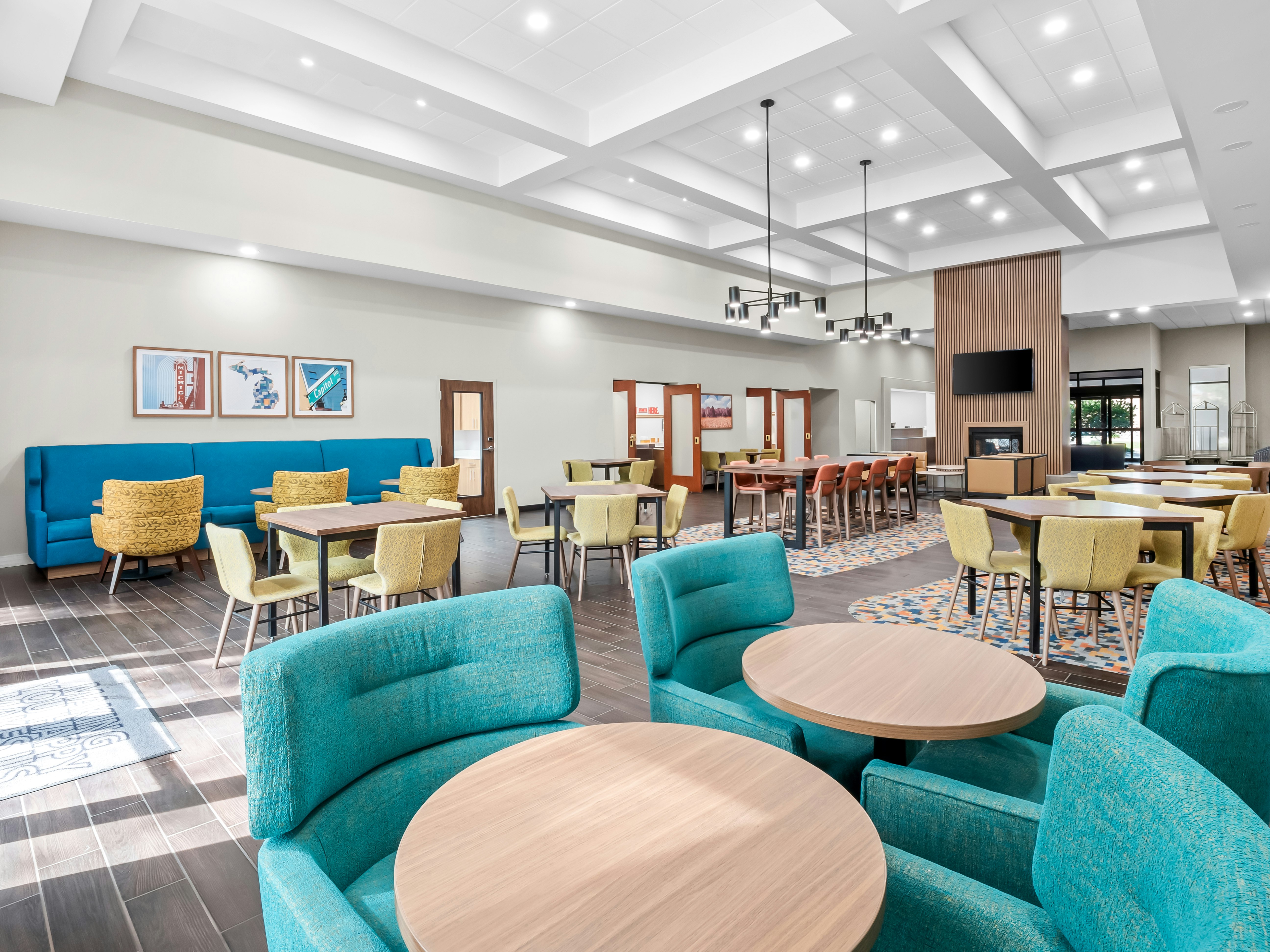 Hampton Inn & Suites East Lansing Okemos 51/80