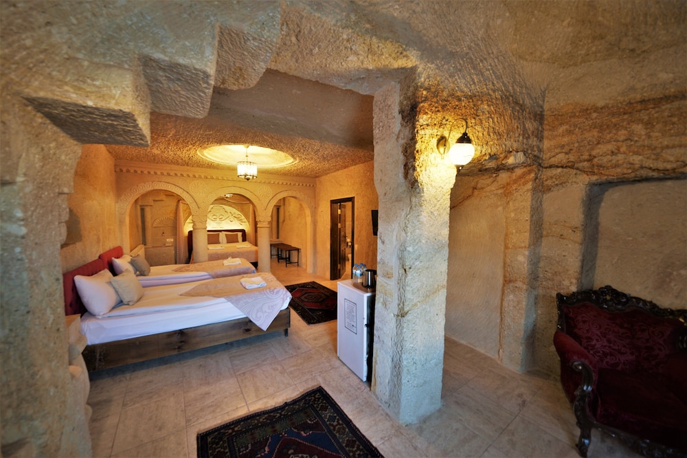 Dedeli Konak Cave Hotel 8/24