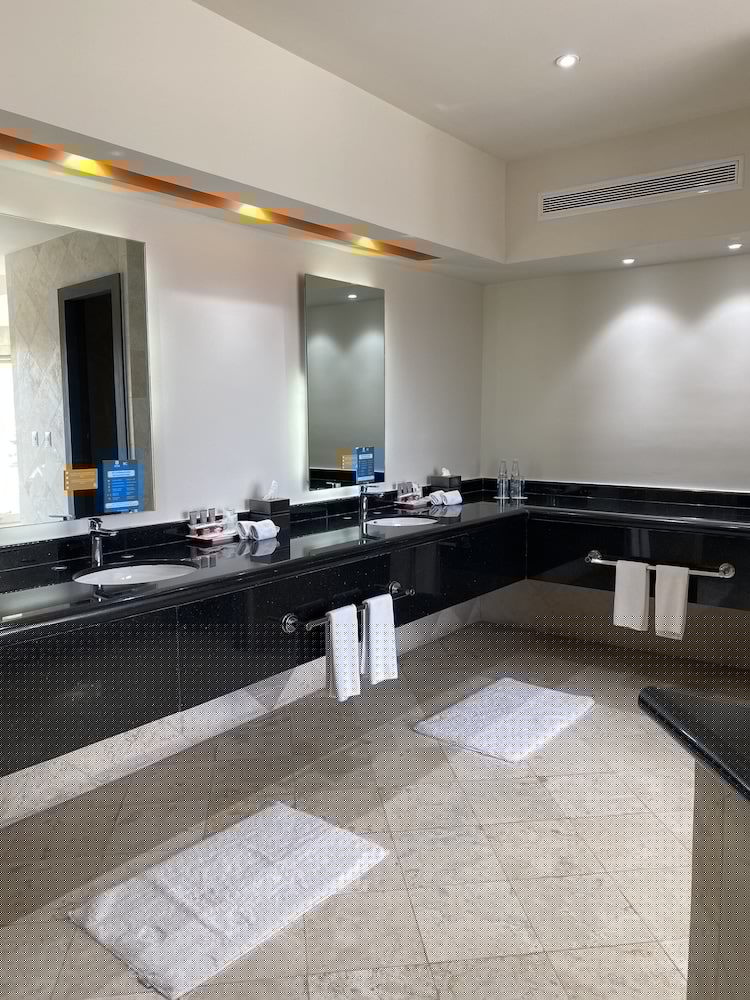 Real Inn Tijuana by Camino Real Hotels 21/50