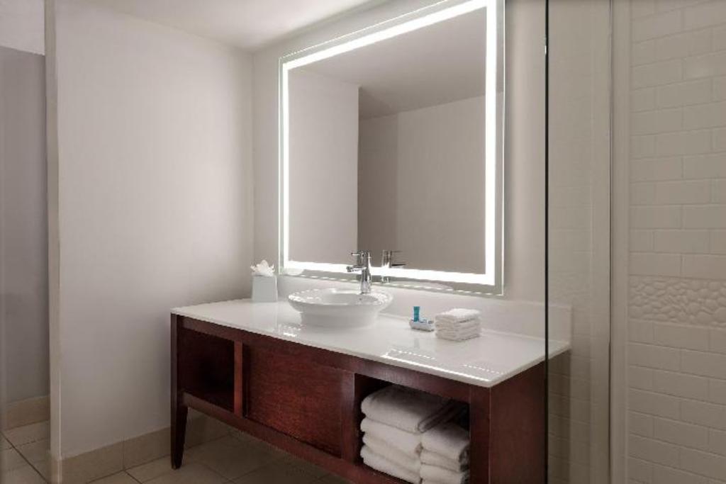 1 Bedroom, Sweet, Suite, 2 Queen Beds, Sofa, Balcony, Large