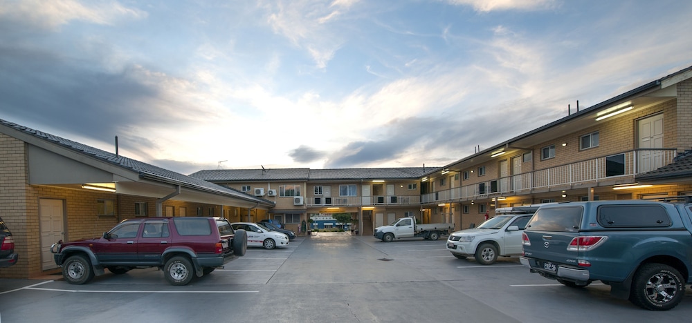 Leichhardt Motor Inn 56/69